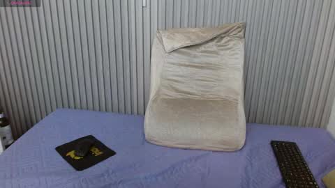 Snapshot of stiwentwink chatting on 04-26-26, 09:12 Stiwen online show from 04-26-26, 09:12