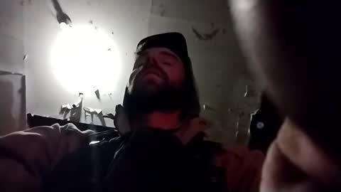 Oval2022 online show from 11-30-25, 12:42