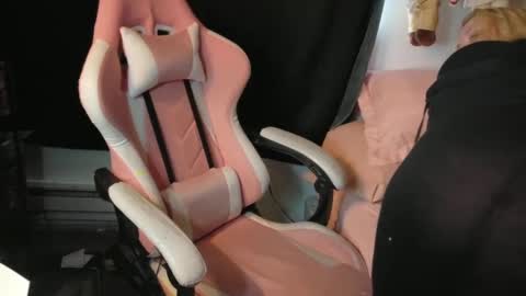 Haily online show from 03-09-25, 07:37