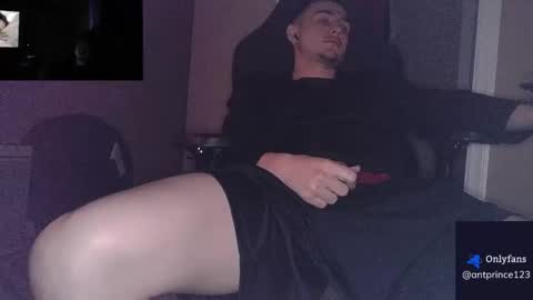 stoner394 online show from 01-10-26, 12:23