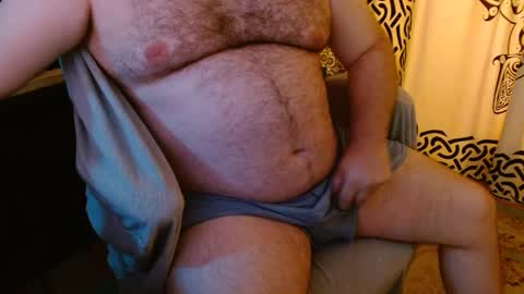 Stonerbear42 online show from 10-12-25, 08:24