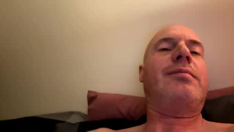 Stoodley22 online show from 04-06-26, 08:43