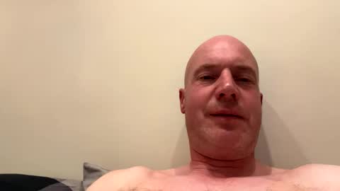 Stoodley22 online show from 04-21-26, 08:44