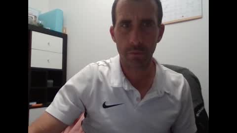 Snapshot of storanex chatting on 10-02-25, 08:16 storanex online show from 10-02-25, 08:16