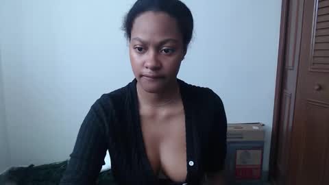 Snapshot of stormihills chatting on 02-11-26, 04:45 Sweety Stormi online show from 02-11-26, 04:45