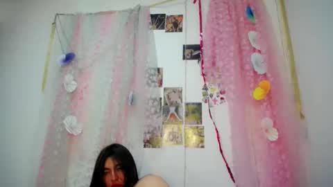 Snapshot of stormy_2000 chatting on 06-02-26, 08:11 Stormy online show from 06-02-26, 08:11