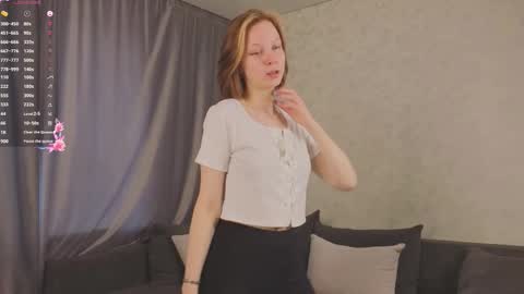 Luna online show from 03-22-26, 01:03