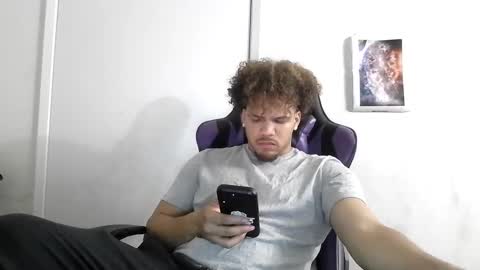 Snapshot of str8dj chatting on 09-24-25, 05:44 Dj online show from 09-24-25, 05:44