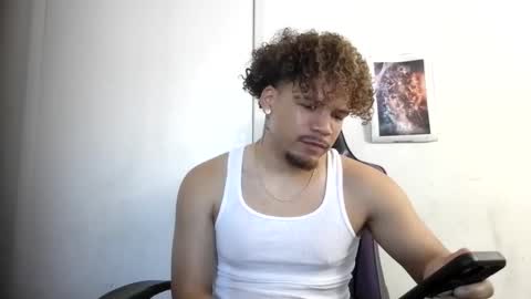 Snapshot of str8dj chatting on 11-03-25, 11:26 Dj online show from 11-03-25, 11:26