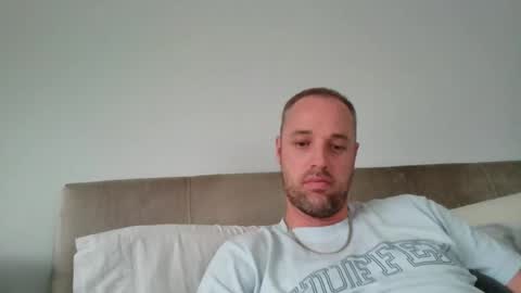 str8feet33 online show from 11-26-25, 06:47
