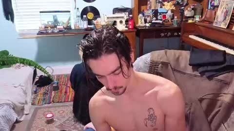 str8whiteboy21 online show from 10-15-25, 07:47