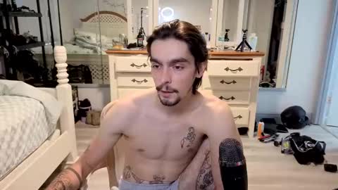 str8whiteboy21 online show from 04-21-26, 02:56