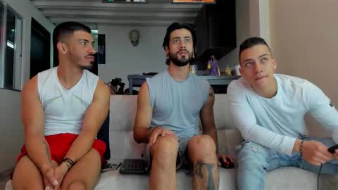 straight__friends online show from 12-02-25, 11:00