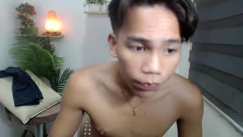 Snapshot of straight_moreno69 chatting on 05-02-26, 12:43 James online show from 05-02-26, 12:43