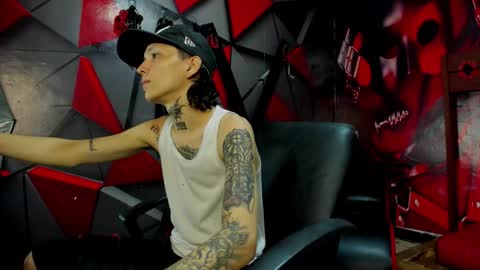 Snapshot of straightboy_nick chatting on 09-15-25, 04:56 NICK online show from 09-15-25, 04:56