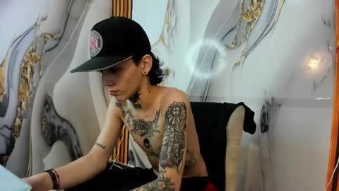 Snapshot of straightboy_nick chatting on 11-11-25, 03:06 NICK online show from 11-11-25, 03:06