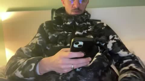 straightfirelotus69420 online show from 11-23-25, 01:22