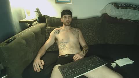 Snapshot of straitpipermann22 chatting on 09-11-25, 10:32 straitpipermann22 online show from 09-11-25, 10:32
