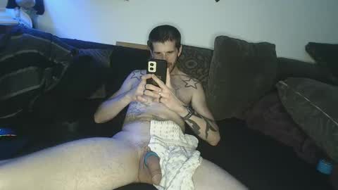 Snapshot of straitpipermann22 chatting on 09-25-25, 01:20 straitpipermann22 online show from 09-25-25, 01:20