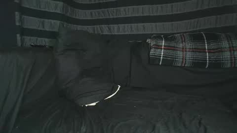Snapshot of straitpipermann22 chatting on 10-20-25, 05:52 straitpipermann22 online show from 10-20-25, 05:52
