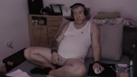 Stranger online show from 11-17-25, 08:47