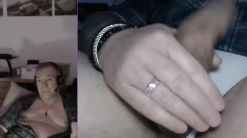 Snapshot of stranger1966 chatting on 02-14-26, 11:34 Stranger online show from 02-14-26, 11:34