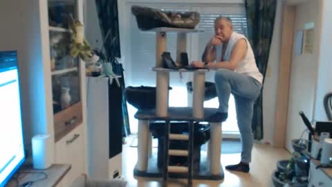 Snapshot of stranger1966 chatting on 03-04-26, 07:47 Stranger online show from 03-04-26, 07:47