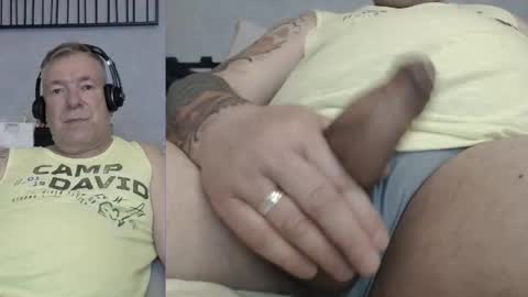 Snapshot of stranger1966 chatting on 05-05-26, 11:35 Stranger online show from 05-05-26, 11:35