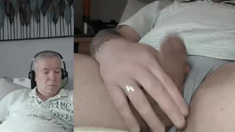 Snapshot of stranger1966 chatting on 05-15-26, 11:28 Stranger online show from 05-15-26, 11:28