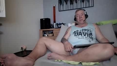 Snapshot of stranger1966 chatting on 06-01-26, 09:27 Stranger online show from 06-01-26, 09:27