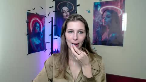 Amalia online show from 09-18-25, 12:18