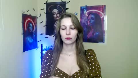 Amalia online show from 11-24-25, 01:00