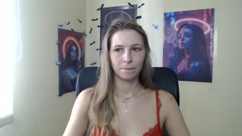 Snapshot of stranger_giirl chatting on 07-29-26, 06:33 Amalia online show from 07-29-26, 06:33