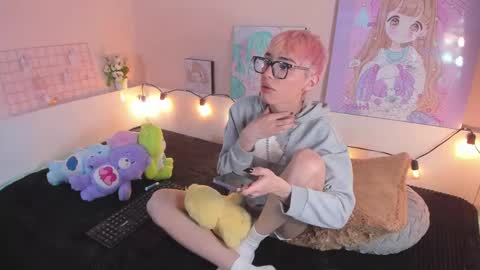 Snapshot of strawberry_kitty_ chatting on 11-09-25, 05:17 strawberry_kitty_ online show from 11-09-25, 05:17