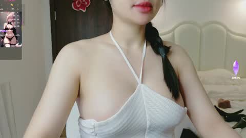 strawberry_loveee online show from 08-02-26, 03:21