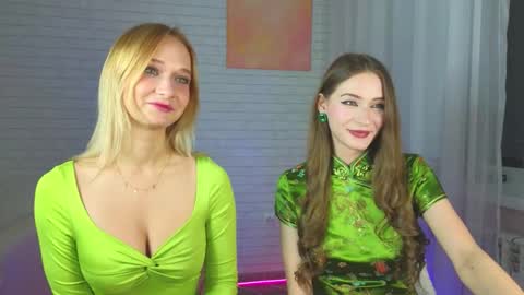 Alice and Violetta online show from 11-17-25, 02:23