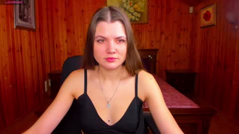 Snapshot of strawberrylux chatting on 01-21-25, 06:11 Strawberrylux online show from 01-21-25, 06:11