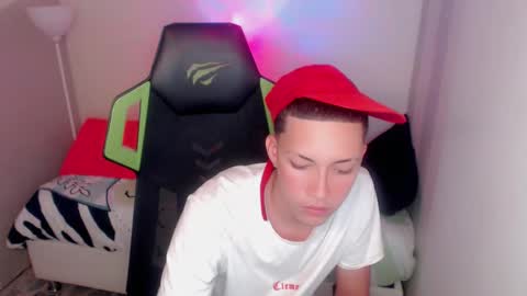 Street online show from 03-09-26, 08:35