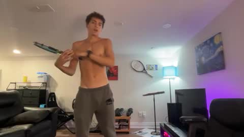 Stretch online show from 11-10-25, 12:42