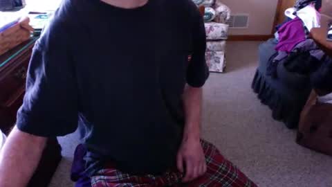 Snapshot of strokerace4020 chatting on 02-22-25, 01:35 strokerace4020 online show from 02-22-25, 01:35