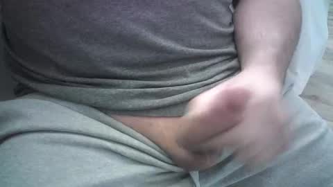 Snapshot of strokin8219621 chatting on 02-07-25, 08:42 Strokin online show from 02-07-25, 08:42