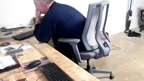 Snapshot of strokingdragon48 chatting on 10-27-25, 05:17 strokingdragon48 online show from 10-27-25, 05:17