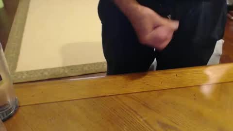 Snapshot of stromg2000 chatting on 04-01-26, 06:16 stromg2000 online show from 04-01-26, 06:16