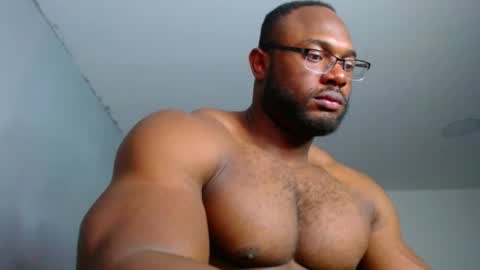 strong_george1 online show from 12-04-24, 03:26