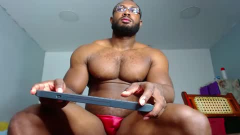 strong_george1 online show from 01-11-25, 05:29