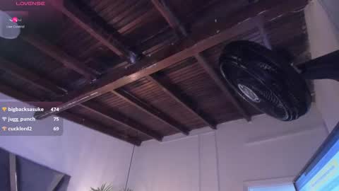 Snapshot of strong_girl_ chatting on 01-05-26, 05:27 Alexa online show from 01-05-26, 05:27