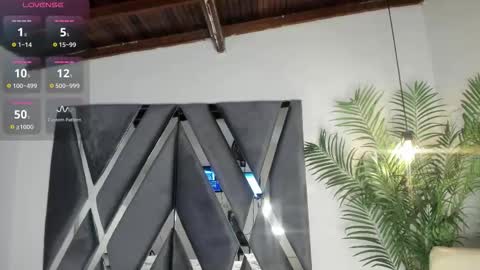 Snapshot of strong_girl_ chatting on 02-04-26, 11:05 Alexa online show from 02-04-26, 11:05