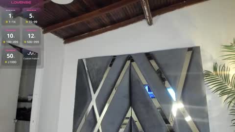 Snapshot of strong_girl_ chatting on 02-09-26, 11:03 Alexa online show from 02-09-26, 11:03