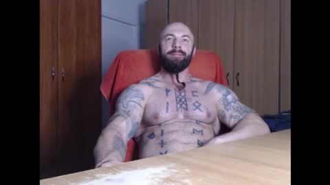 StrongIvan online show from 10-31-25, 05:30