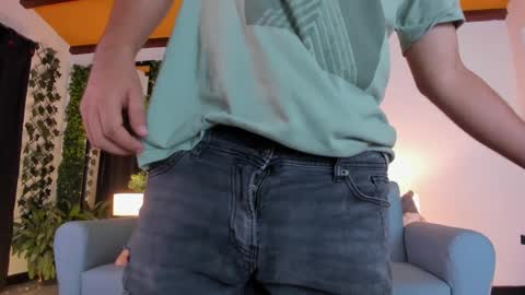 Snapshot of strosa_ chatting on 01-16-25, 09:08 strosa_ online show from 01-16-25, 09:08